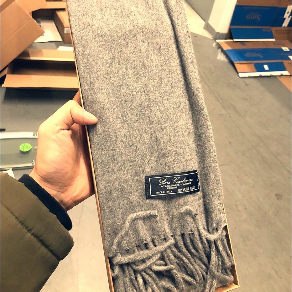 100% cashmere scarf